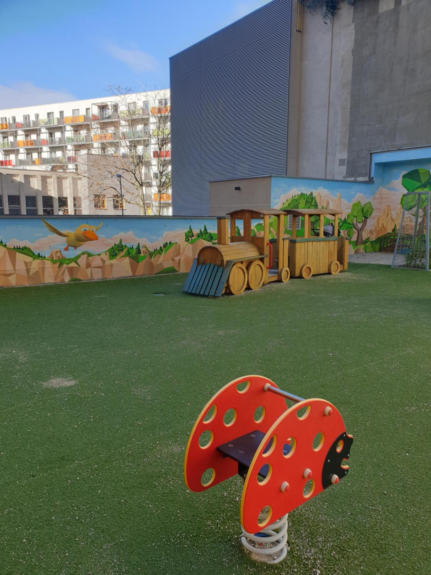 Moderny Byt V Sirsom Centre Apartment Bratislava Luaran gambar