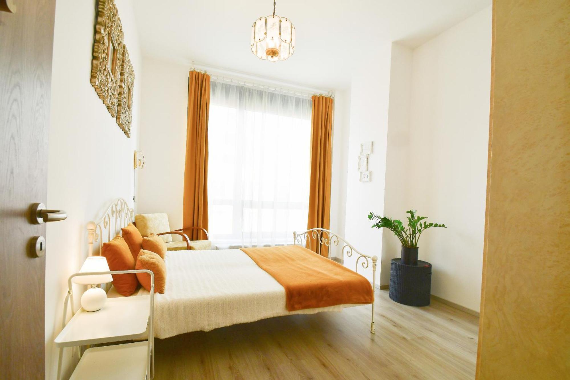 Moderny Byt V Sirsom Centre Apartment Bratislava Luaran gambar
